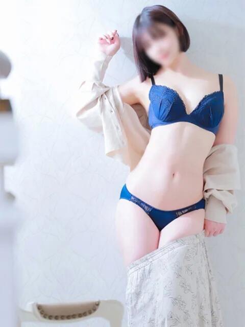 あむ 桃色クリスタル(ホテヘル&デリヘル)