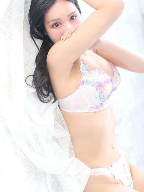 紅蘭/くらん クラブ バレンタイン大阪（素人美女専門デリヘル）