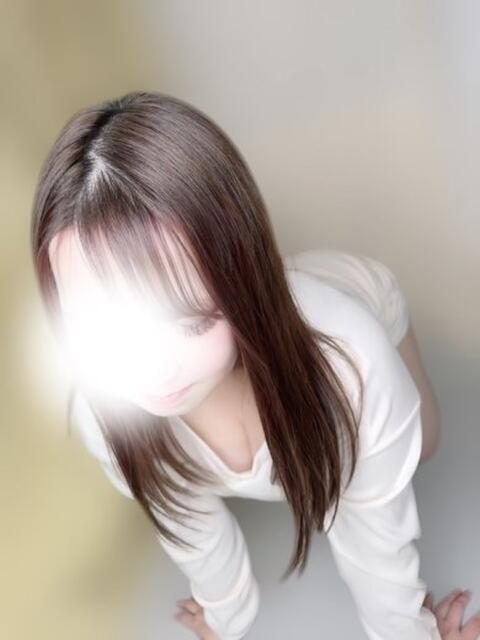 ひまり♡完全未経験♡ふわふわ系♡ ぴゅあぱい熊本♡ぽちゃかわ巨乳専門♡誠実すぎる風俗♡返金保証店♡（ぽっちゃりデリヘル）