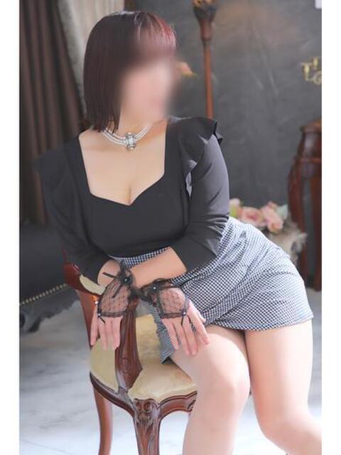 すずか 性腺熟女100％（デリヘル市場）（デリヘル）