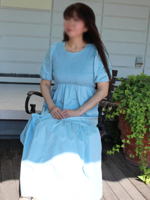 つきほ 完熟ばなな神戸・三宮店（待ち合わせ型熟女デリヘル）