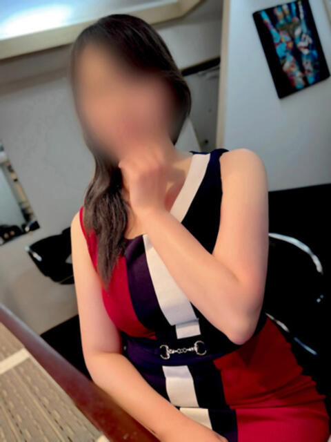 愛川なお 妻の友人(人妻系デリヘル)