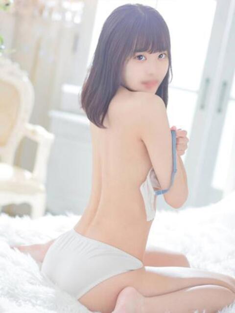 西野なお 池袋パラダイス(ホテヘル&デリヘル)