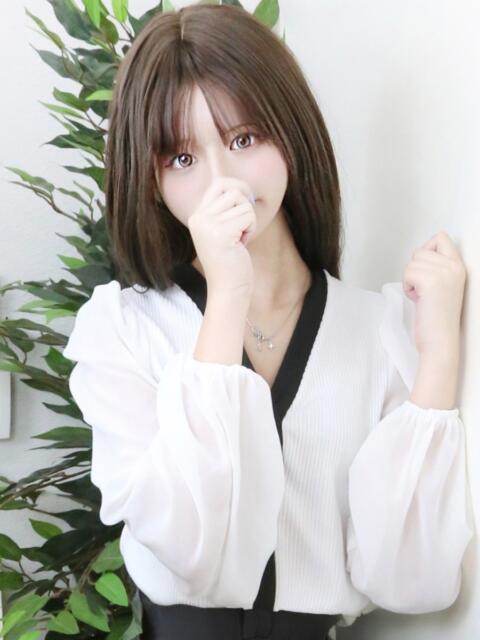 なこ S級しろうと娘（ホテヘル）