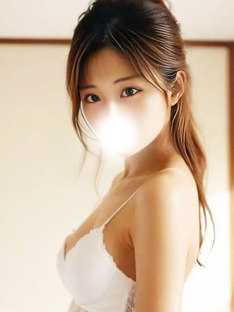 りんこ 恋するいん乱若妻(人妻系デリヘル)