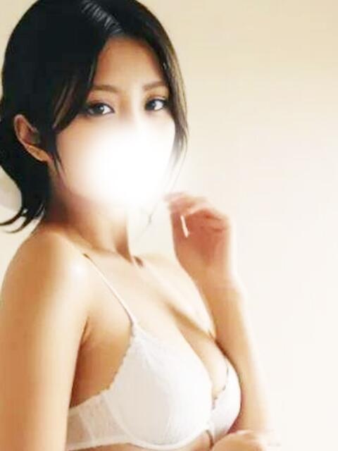 うらら 恋するいん乱若妻（人妻系デリヘル）