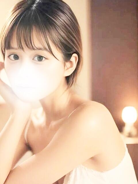 やくも 恋するいん乱若妻（人妻系デリヘル）