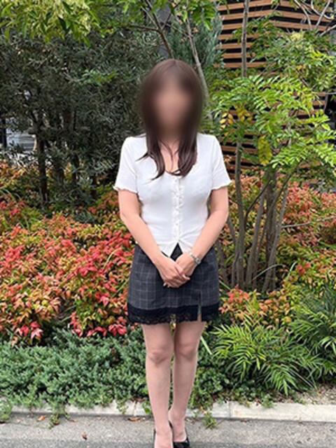 いずみ あげまん 梅田店（人妻ホテヘル）