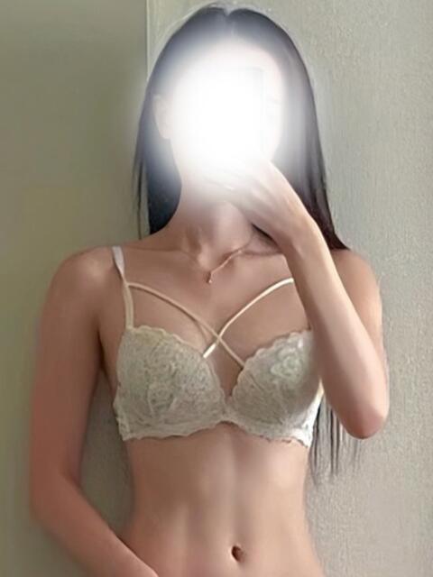 ひびき S級しろうと娘(ホテヘル)