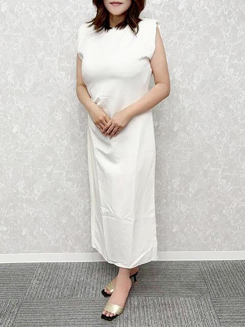 琉愛(るな) PLUS十三店(熟女デリヘル)
