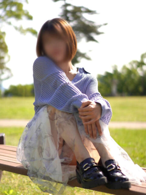 えみ [優良人妻店]セレブスタイル（山口～防府～萩）（人妻デリヘル）