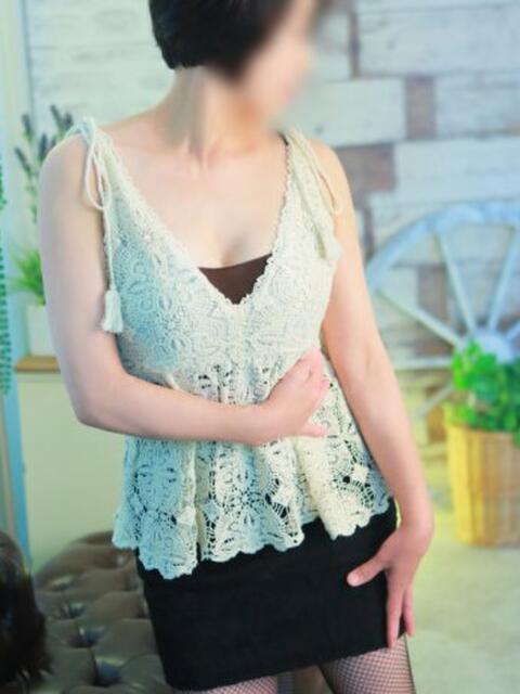 飛鳥 乳術回線（人妻デリヘル）