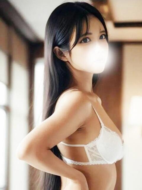 金城さよ ド淫乱セレブ妻（人妻系デリヘル）