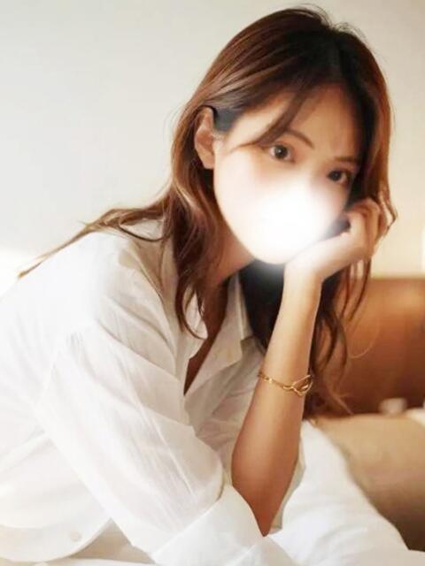 高坂あかね ド淫乱セレブ妻（人妻系デリヘル）