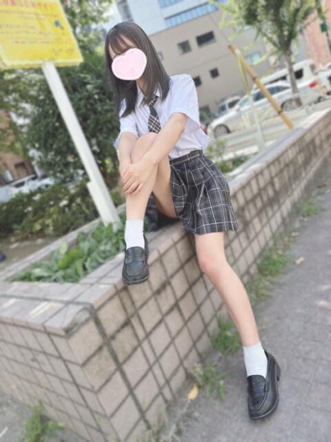 さつき『SSS級!JK卒業したて18歳☆アイドル系の激カワ美少女』 錦糸町派遣型JKリフレガチあい(派遣リフレ)