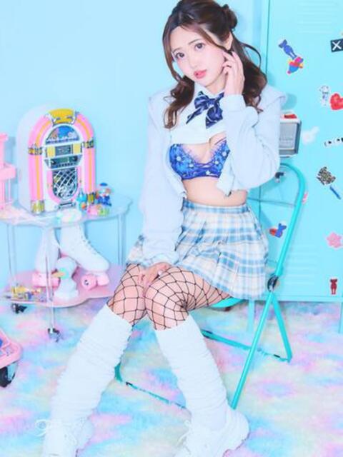 ゆかな【リップしまくる清楚痴女】 甘サド美少女、お貸しします。（デリヘル）