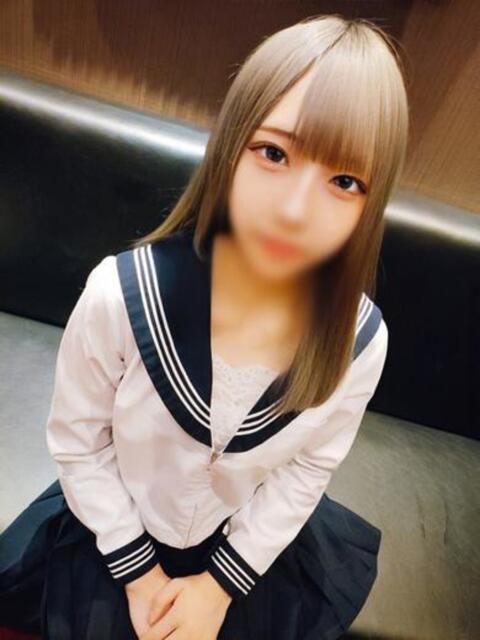 木戸さおり18歳卒業したて ファーストクラス ルビー（ソープランド）