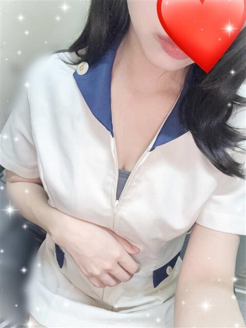 凜-りん- 淫らなオンナ性体師･･･そして曖昧なひと時(本格派オイル性感マッサージ)（出張アロマエステ）