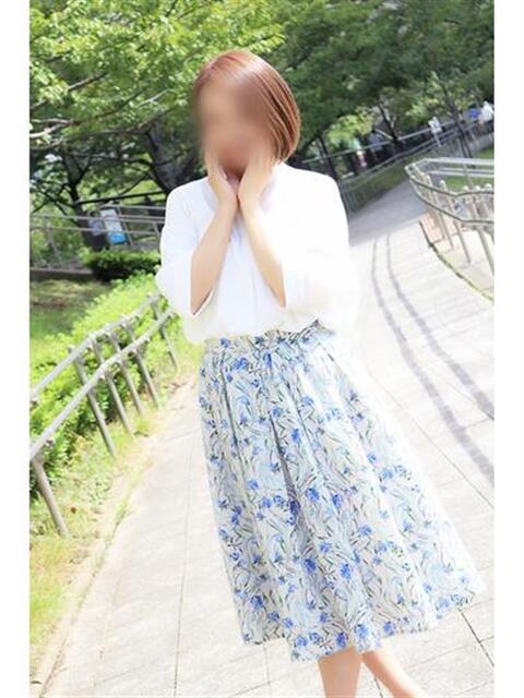 らな 奥鉄オクテツ東京店(デリヘル市場)(駅待ち合わせ型人妻デリヘル)