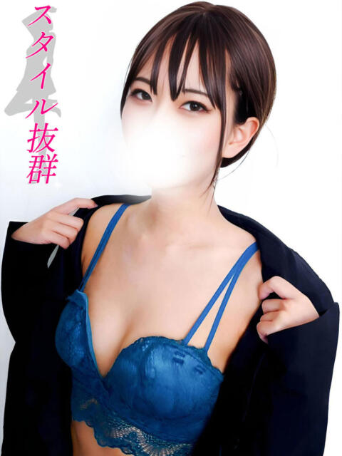 白月ここみ 全裸にされた女たちor欲しがり痴漢電車（ホテヘル）