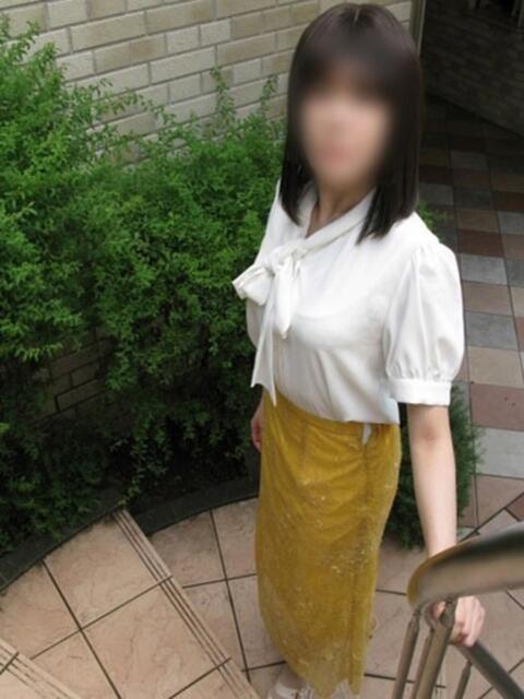 りんか CLASSY(クラッシー).神戸(待ち合わせ型人妻・淑女デリヘル)