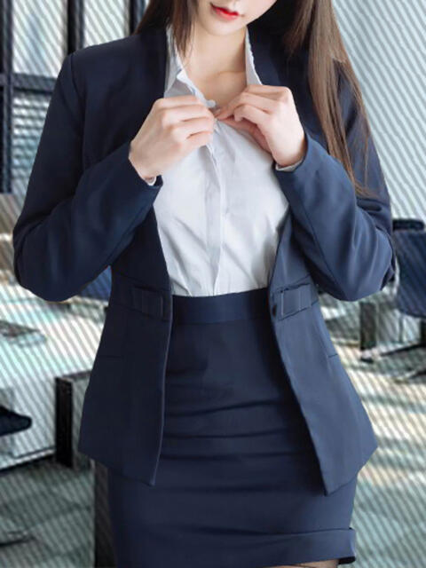 りな 丸の内(セクキャバ)