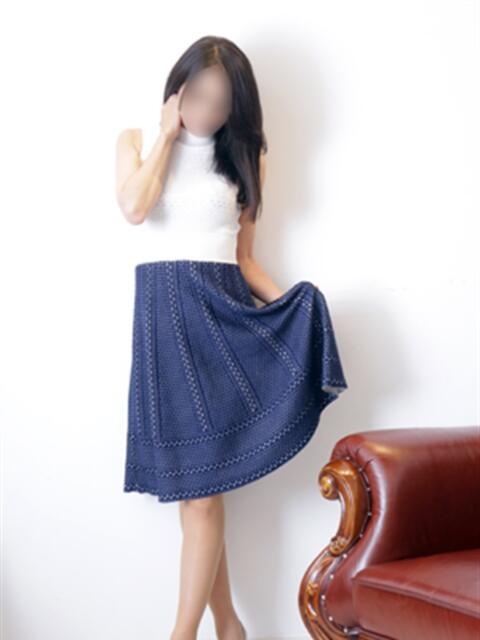 りりか 奥様電車(駅待ち合わせ型デリヘル)