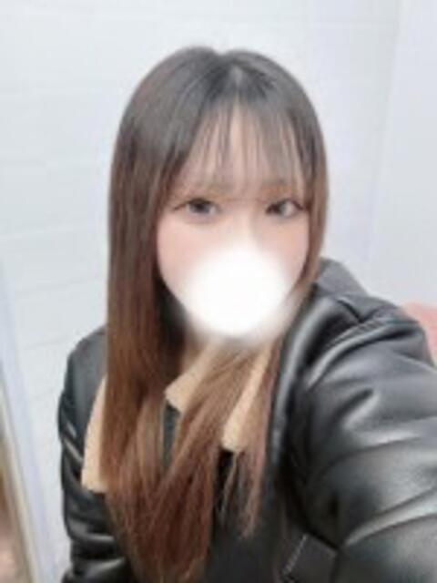 なぎ とある風俗店♡やりすぎさーくる新宿大久保店♡で色んな無料オプションしてみました（デリヘル）