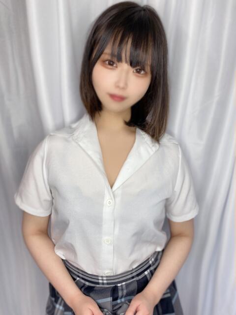 ゆらの とある風俗店♡やりすぎさーくる新宿大久保店♡で色んな無料オプションしてみました（デリヘル）