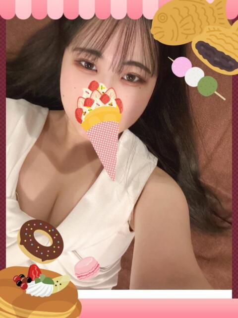 イチゴクレープ お取り寄せスイーツ 女の子市場(デリヘル)