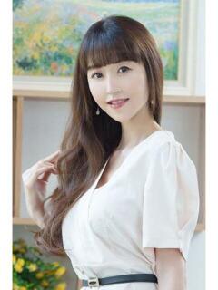 愛原りおな