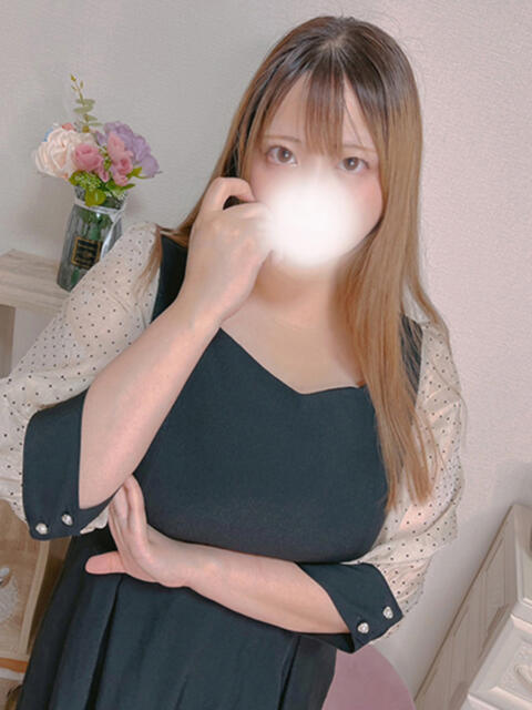 なぎさ 西船巨乳ぽっちゃり　乳神さま（デリヘル）