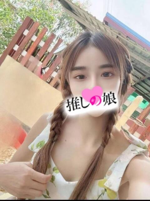 スズハ 推しの娘（アジアンデリヘル）