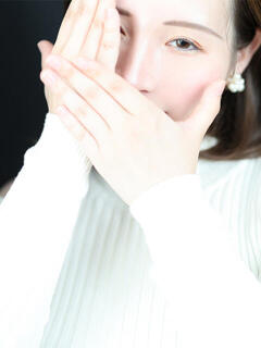 唯月 仁似奈 レイ&マリア（谷町九丁目/ホテヘル）