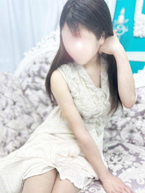 優奈 モアグループ南越谷人妻花壇（人妻デリヘル）