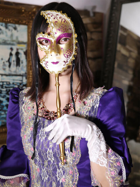 綾瀬 夏凛 倶楽部月兎【貴婦人】名古屋店(高級人妻デリヘル)