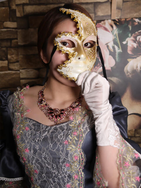 鏡香 はるな 倶楽部月兎【貴婦人】名古屋店(高級人妻デリヘル)