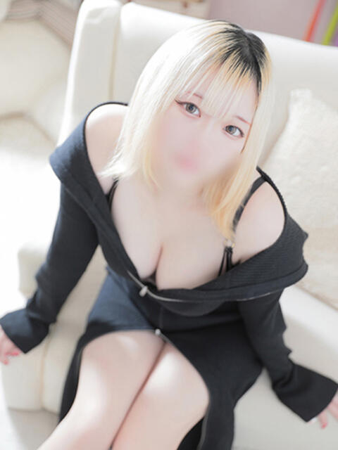 ありす　巨乳×モデル系 ちょこMOCA（デリヘル）