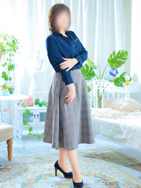 ゆうこ★美魔女★品のある女性が豹変！ 奥さま日記（今治店）（人妻系デリヘル）