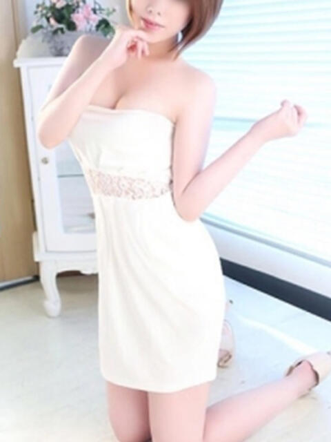 ひびき 最高級 エロエロ奥様 越谷店(人妻系デリヘル)