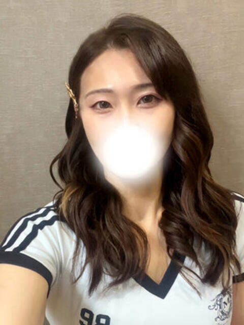 五百木ゆか 全裸の極みorドッキング痴漢電車（ホテヘル）