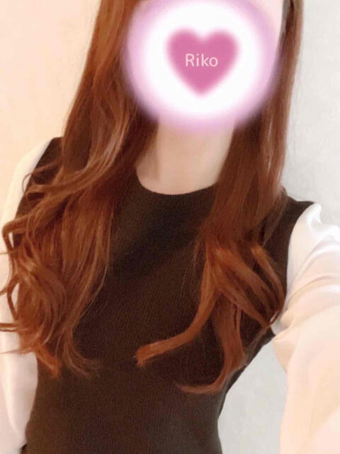 りこ 和歌山人妻援護会（人妻系デリヘル）