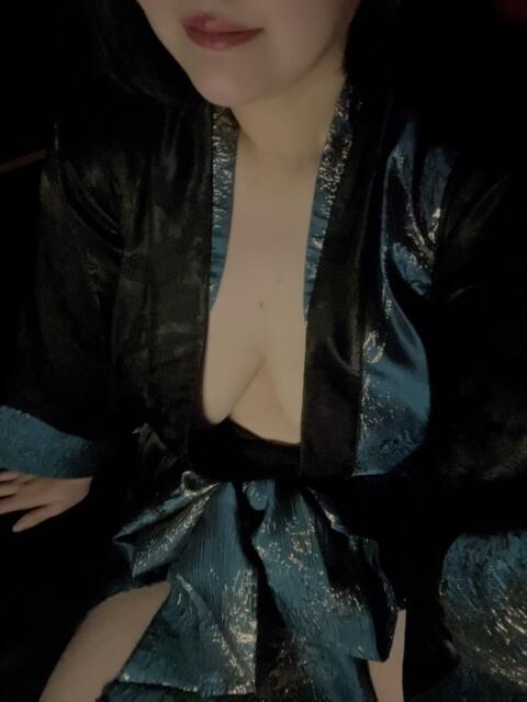 なな 仮面舞踏会（セクキャバ）