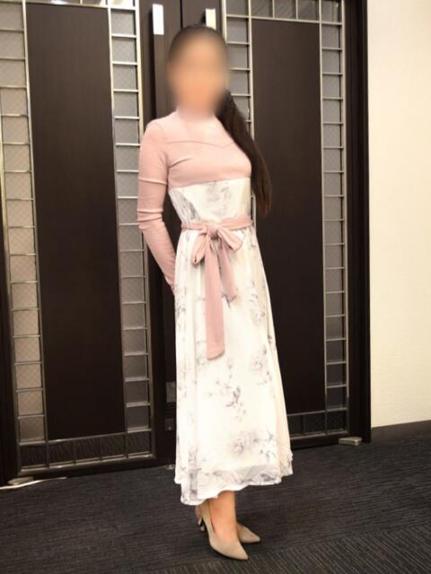 萌衣子 東京人妻フォーシーズンズ（人妻・熟女待ち合わせデリヘル）