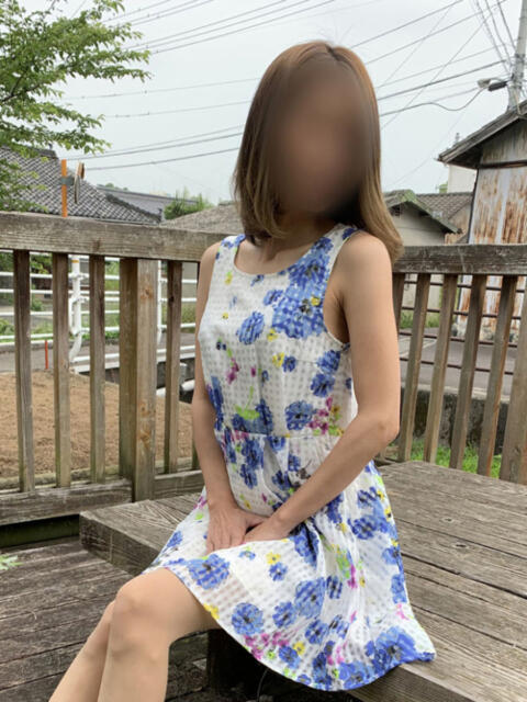 篠塚 ゆう 欲情のよろめき・第二章（人妻デリヘル）