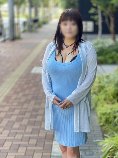 りな ダイナマイト（鶯谷）（ぽっちゃりデリヘル）