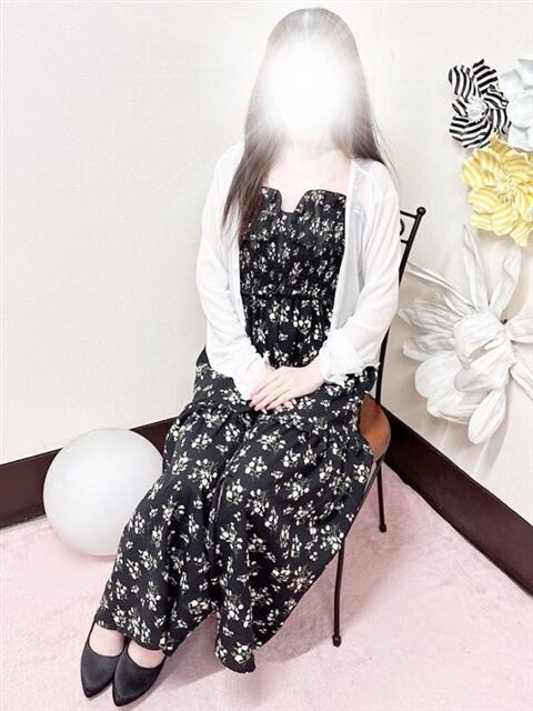 七葉 人妻ザ・ベスト店～日本人専門～（人妻系デリヘル）