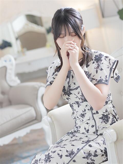 しいな【スラッと美脚、ドキッと】 LIPS(リップス)(ファッションヘルス(トクヨク))