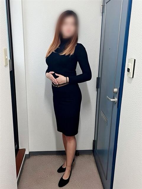 椎名 愛莉 熟女パラダイス池袋店(カサブランカグループ)(人妻熟女デリへル)