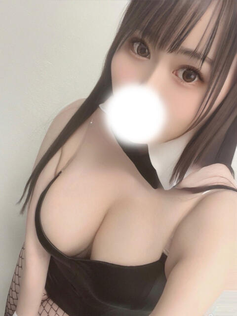 ふたば◆喉奥フェラでイク 即イキ淫乱倶楽部（デリヘル）